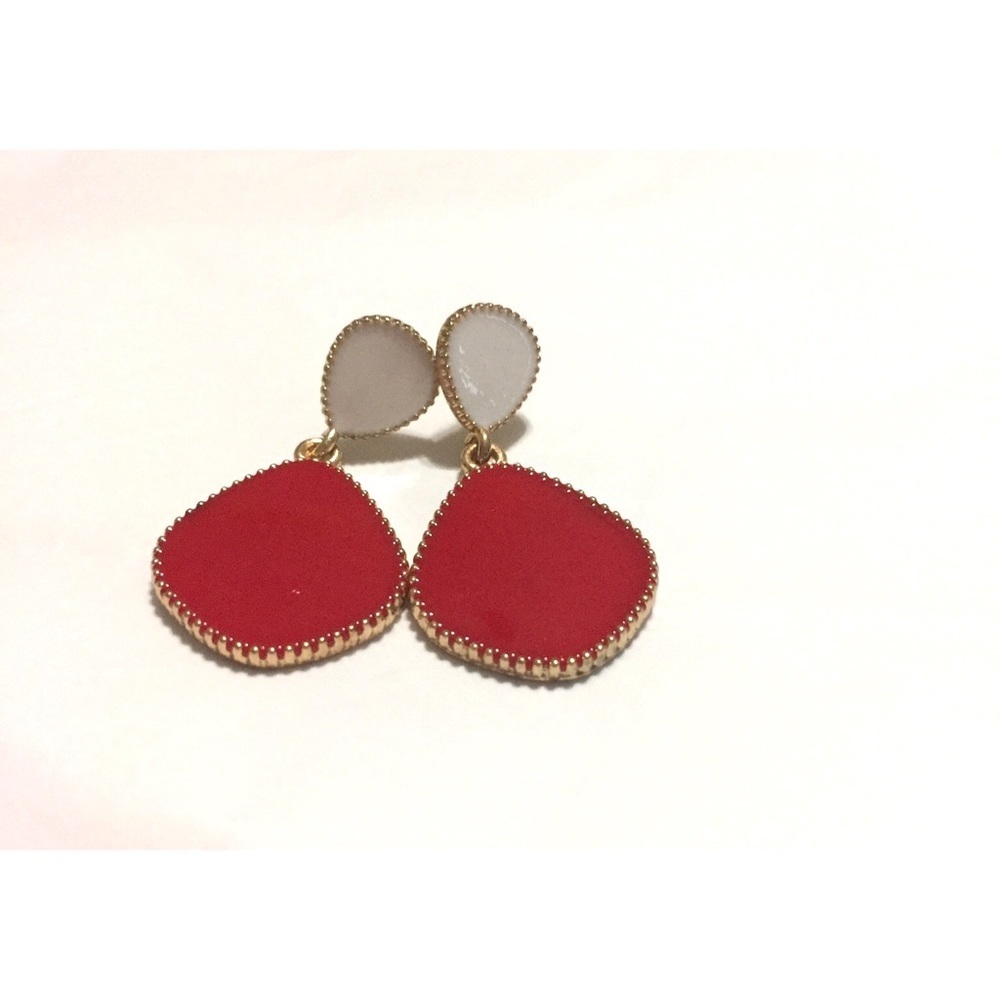Boutique Red White Dangle Earrings Gold Tone Beaded Trim Geometric Drop Studs